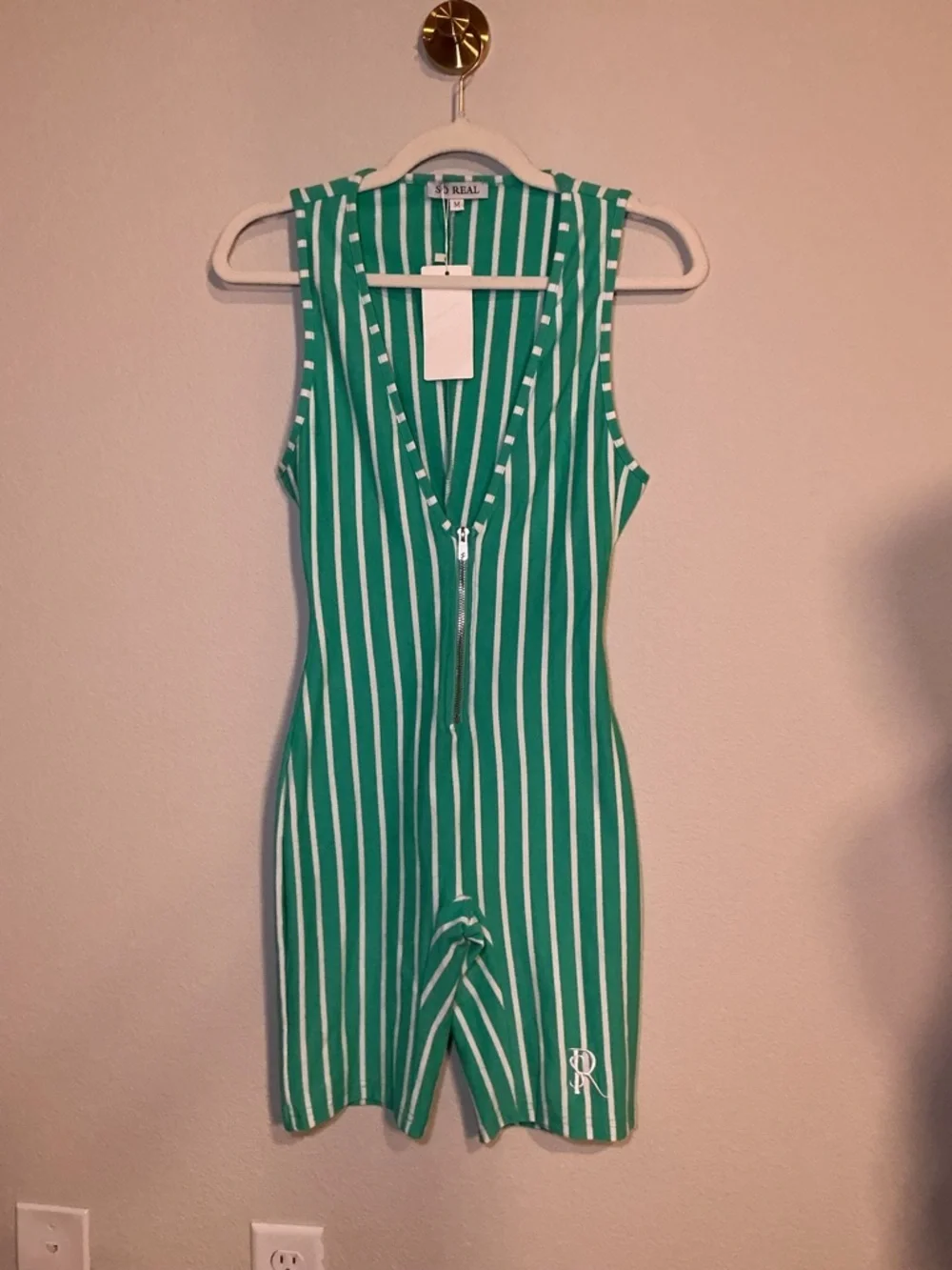 Green & White Striped Sleeveless Romper with Front Zip - Picture 4 of 8